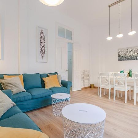 Avanti La Campana, Con Un Balcon Que Te Enamorara Del Ambiente De Sevilla エクステリア 写真